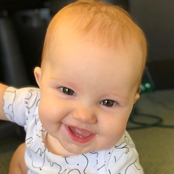 Meet your Posher, Kelly - Picture 1 of 1